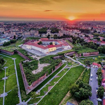 Blue Central House, Curte Proprie Oradea Exterior photo